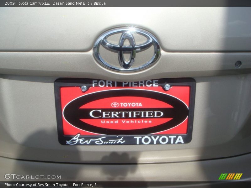 Desert Sand Metallic / Bisque 2009 Toyota Camry XLE