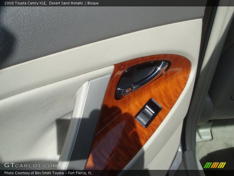 Desert Sand Metallic / Bisque 2009 Toyota Camry XLE