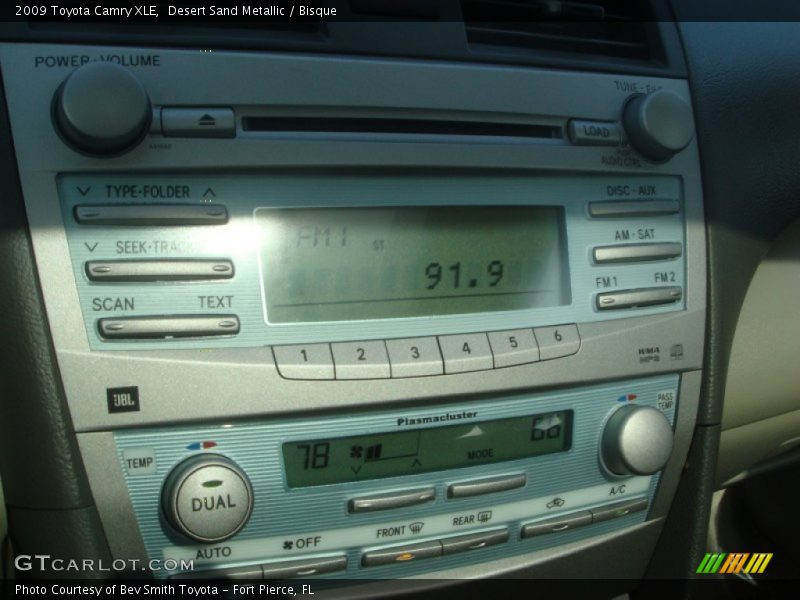 Desert Sand Metallic / Bisque 2009 Toyota Camry XLE