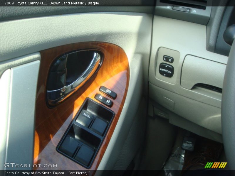 Desert Sand Metallic / Bisque 2009 Toyota Camry XLE