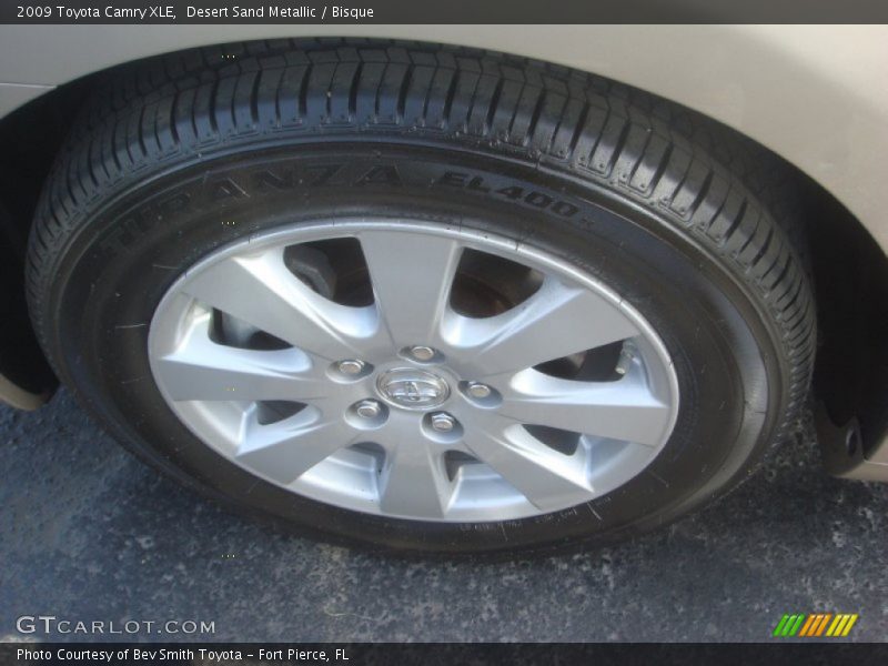 Desert Sand Metallic / Bisque 2009 Toyota Camry XLE