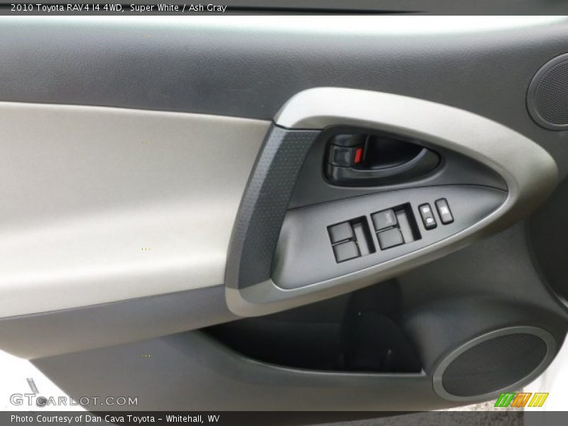 Super White / Ash Gray 2010 Toyota RAV4 I4 4WD