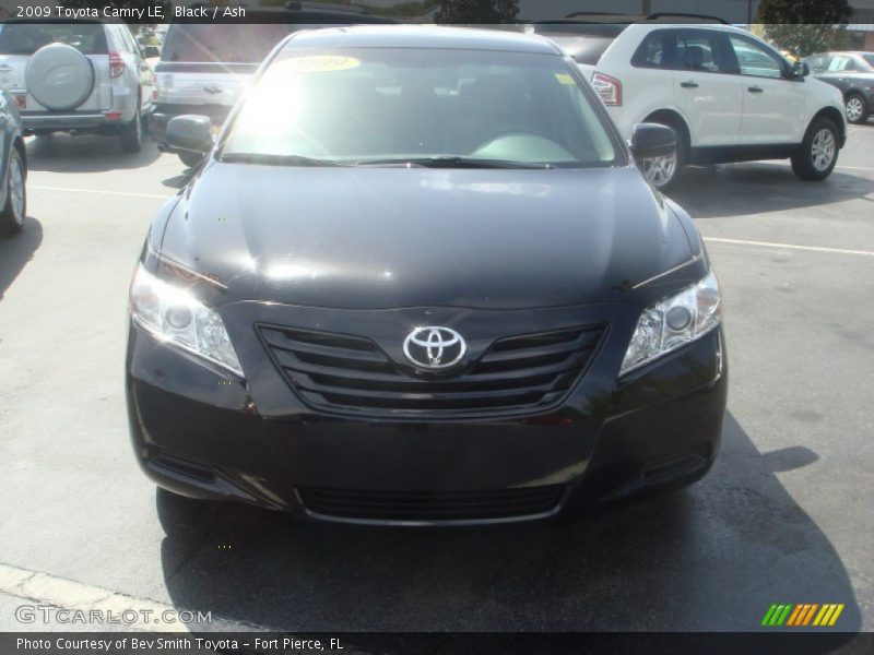 Black / Ash 2009 Toyota Camry LE
