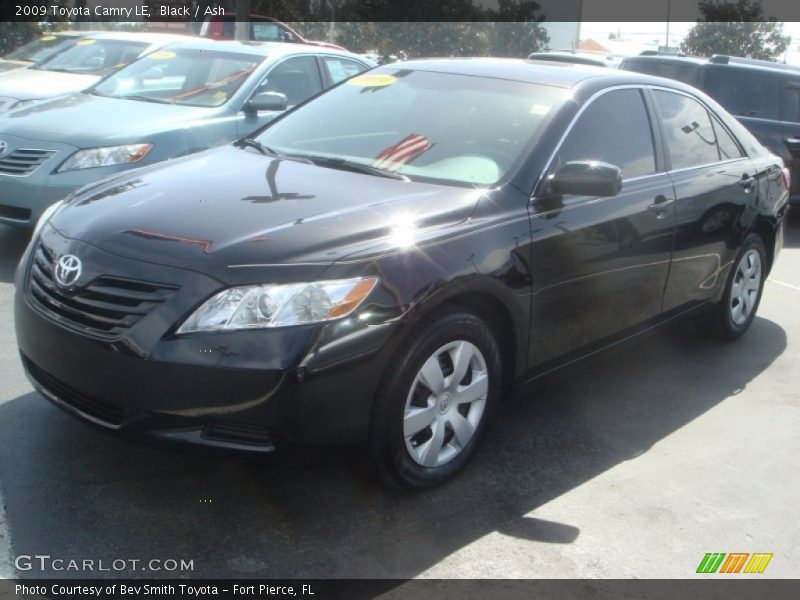 Black / Ash 2009 Toyota Camry LE