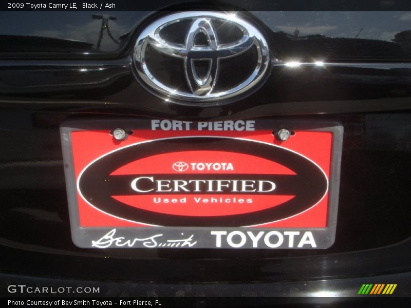 Black / Ash 2009 Toyota Camry LE