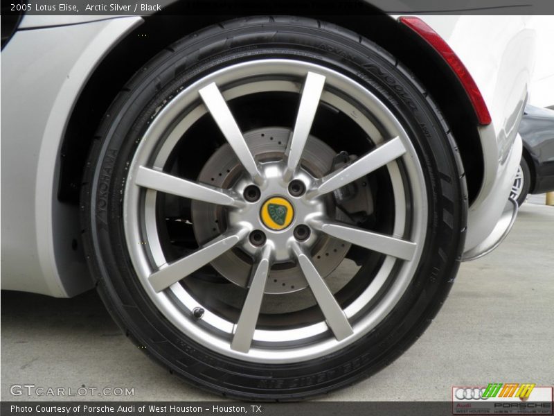 Arctic Silver / Black 2005 Lotus Elise