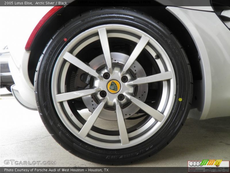 Arctic Silver / Black 2005 Lotus Elise