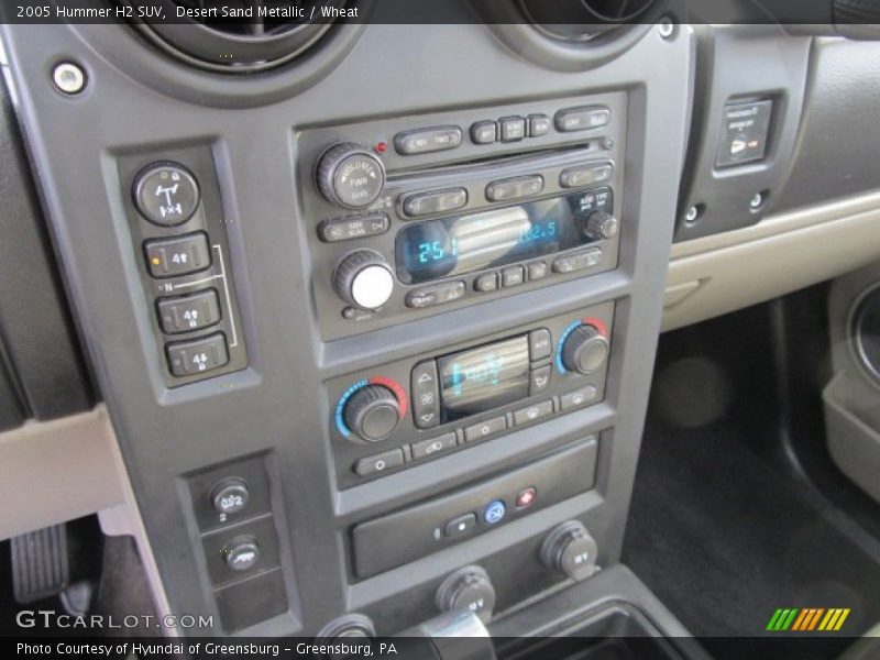 Controls of 2005 H2 SUV