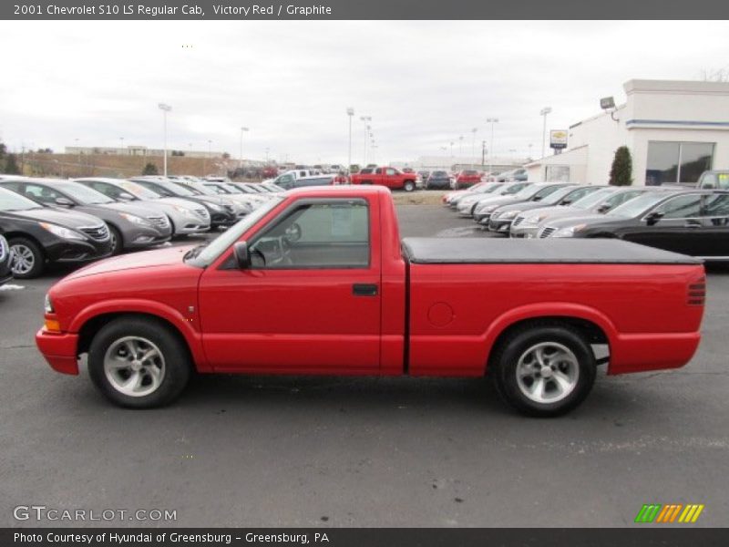 Victory Red / Graphite 2001 Chevrolet S10 LS Regular Cab