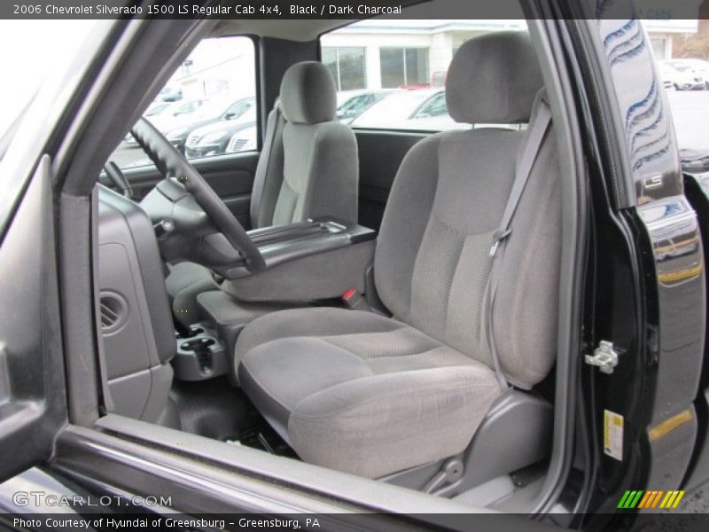 Black / Dark Charcoal 2006 Chevrolet Silverado 1500 LS Regular Cab 4x4