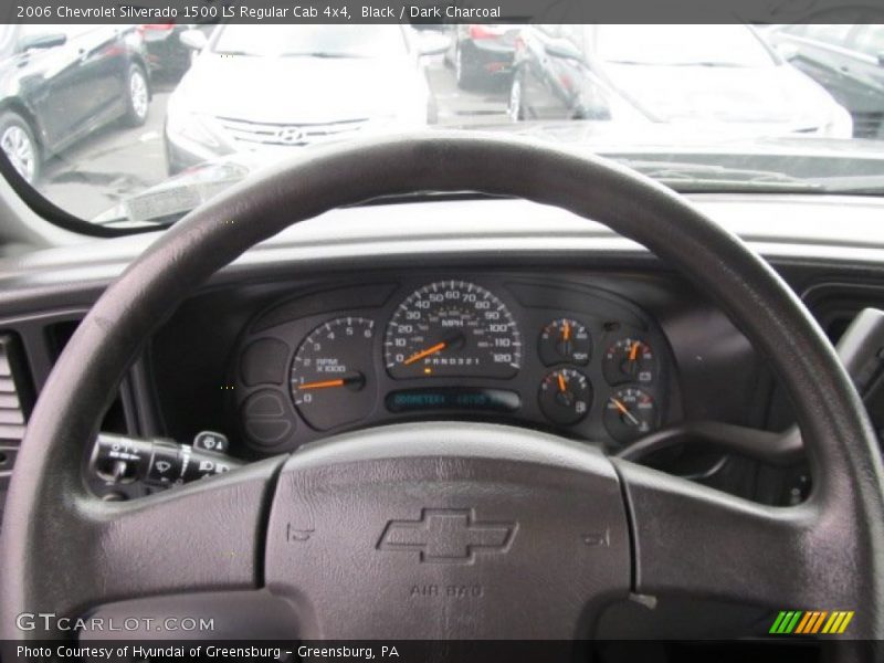 Black / Dark Charcoal 2006 Chevrolet Silverado 1500 LS Regular Cab 4x4