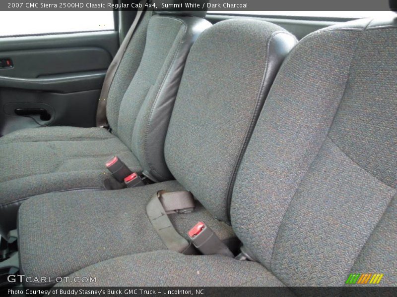 Summit White / Dark Charcoal 2007 GMC Sierra 2500HD Classic Regular Cab 4x4