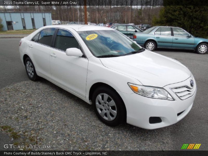 Super White / Ash Gray 2010 Toyota Camry LE