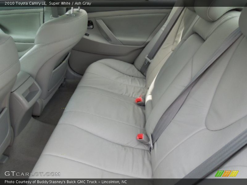 Super White / Ash Gray 2010 Toyota Camry LE