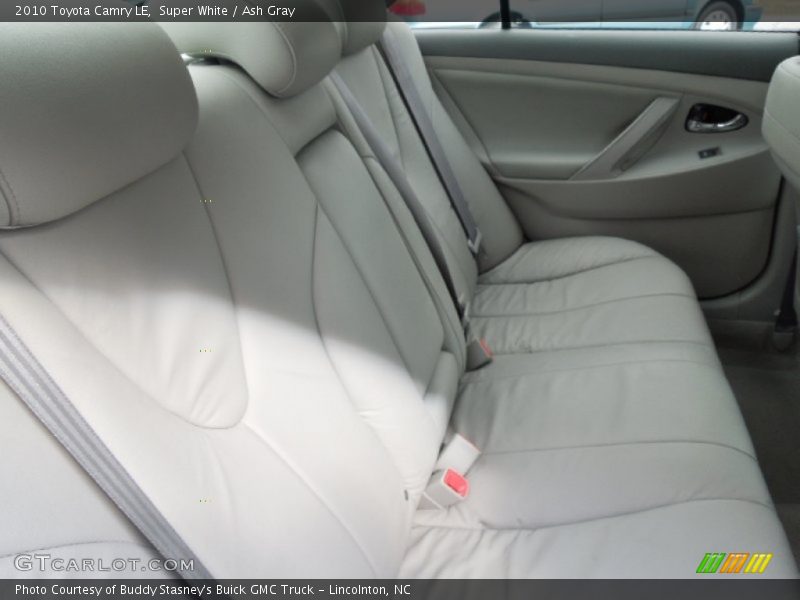 Super White / Ash Gray 2010 Toyota Camry LE