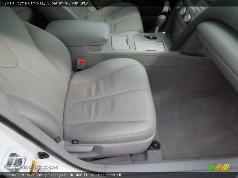 Super White / Ash Gray 2010 Toyota Camry LE