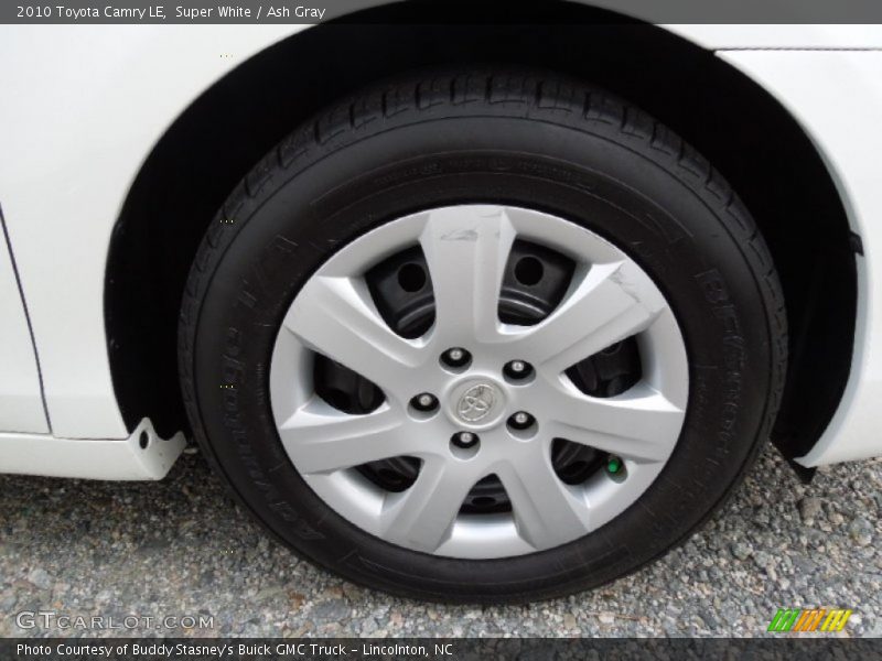 Super White / Ash Gray 2010 Toyota Camry LE