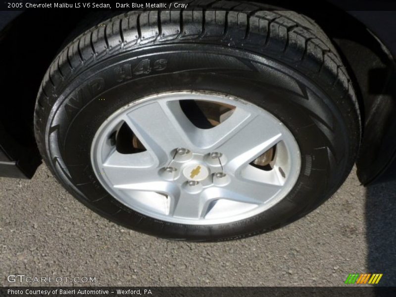 Dark Blue Metallic / Gray 2005 Chevrolet Malibu LS V6 Sedan