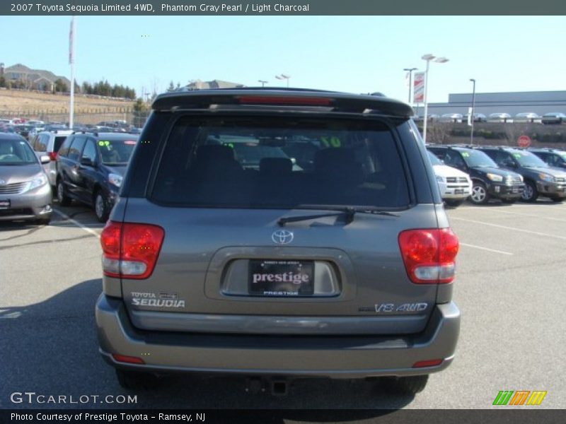 Phantom Gray Pearl / Light Charcoal 2007 Toyota Sequoia Limited 4WD