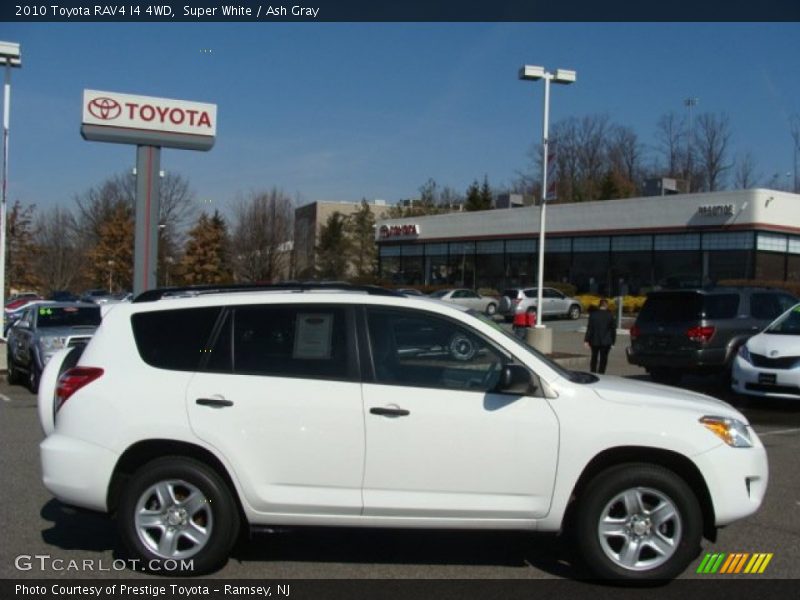 Super White / Ash Gray 2010 Toyota RAV4 I4 4WD