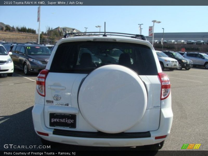 Super White / Ash Gray 2010 Toyota RAV4 I4 4WD