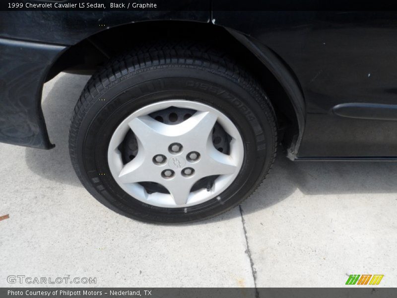 Black / Graphite 1999 Chevrolet Cavalier LS Sedan