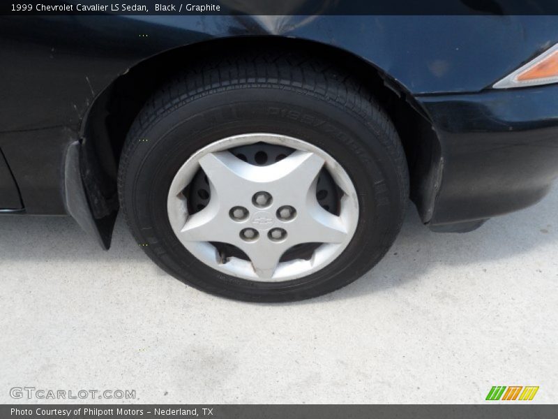Black / Graphite 1999 Chevrolet Cavalier LS Sedan