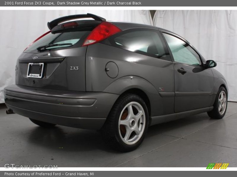 Dark Shadow Grey Metallic / Dark Charcoal Black 2001 Ford Focus ZX3 Coupe