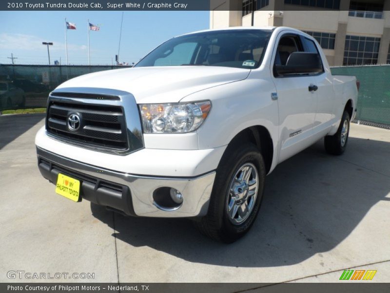 Super White / Graphite Gray 2010 Toyota Tundra Double Cab