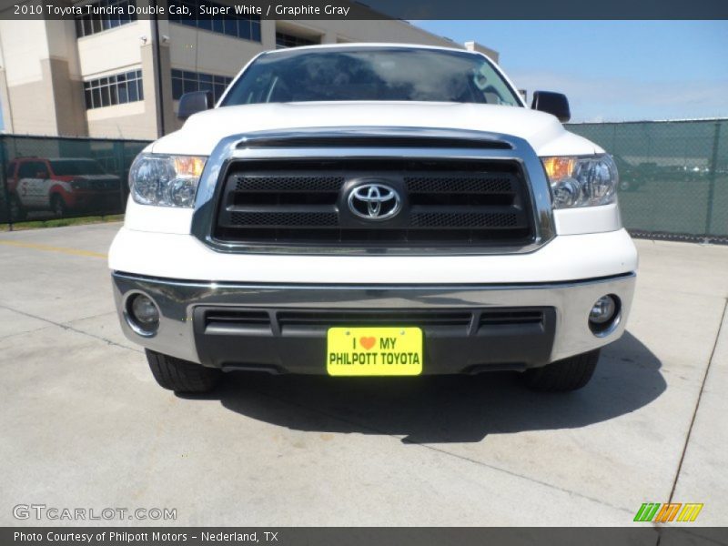 Super White / Graphite Gray 2010 Toyota Tundra Double Cab