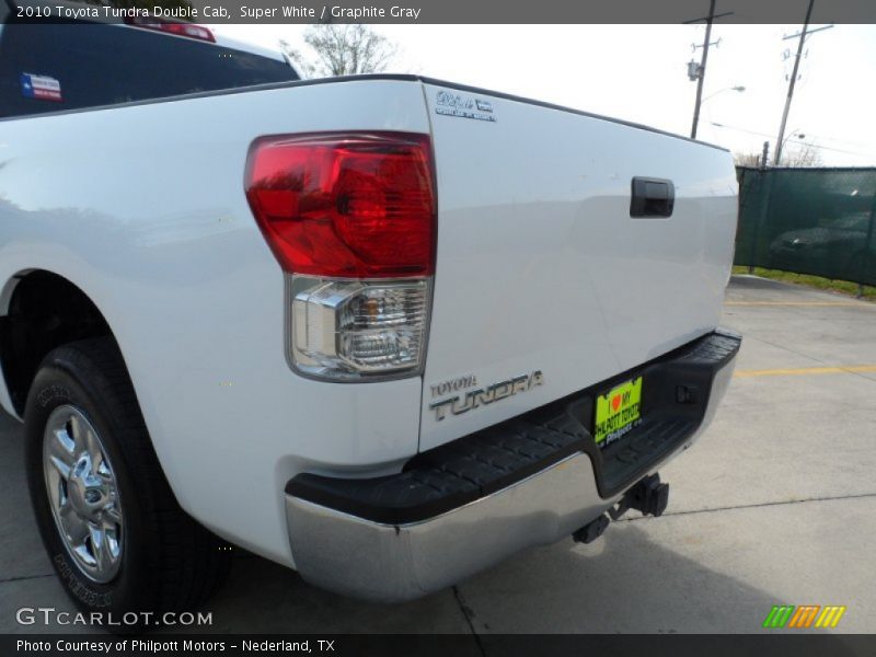 Super White / Graphite Gray 2010 Toyota Tundra Double Cab