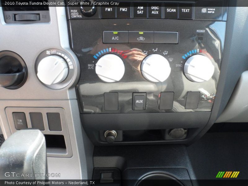 Super White / Graphite Gray 2010 Toyota Tundra Double Cab