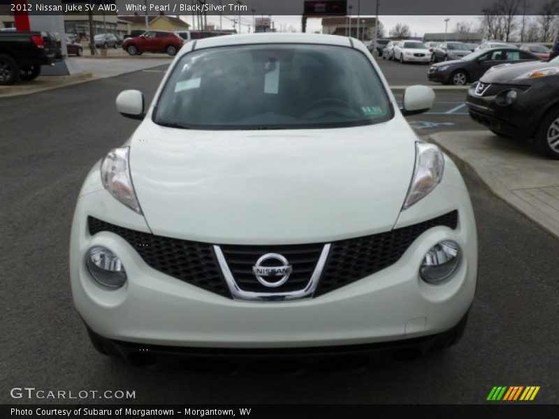 White Pearl / Black/Silver Trim 2012 Nissan Juke SV AWD