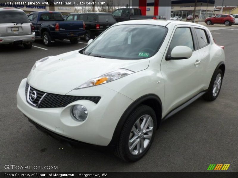 White Pearl / Black/Silver Trim 2012 Nissan Juke SV AWD