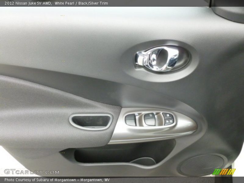 White Pearl / Black/Silver Trim 2012 Nissan Juke SV AWD