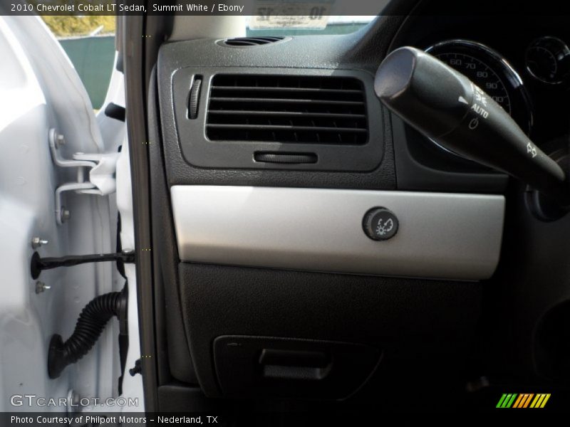 Summit White / Ebony 2010 Chevrolet Cobalt LT Sedan