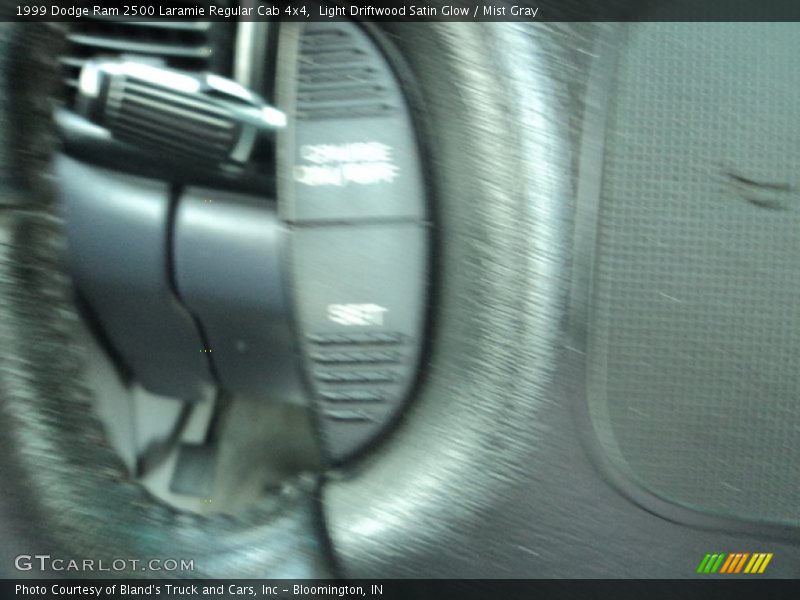 Light Driftwood Satin Glow / Mist Gray 1999 Dodge Ram 2500 Laramie Regular Cab 4x4