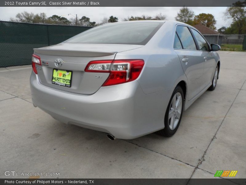 Classic Silver Metallic / Black 2012 Toyota Camry SE