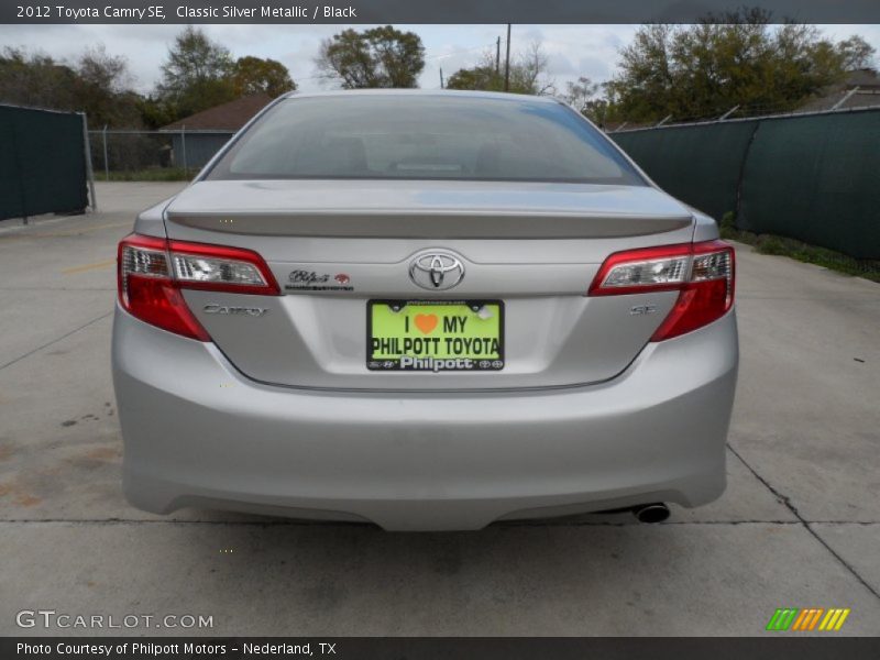 Classic Silver Metallic / Black 2012 Toyota Camry SE