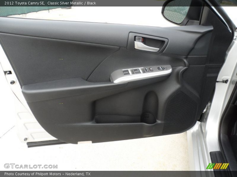 Classic Silver Metallic / Black 2012 Toyota Camry SE