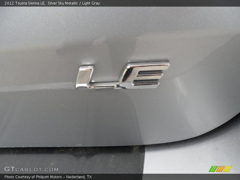 Silver Sky Metallic / Light Gray 2012 Toyota Sienna LE