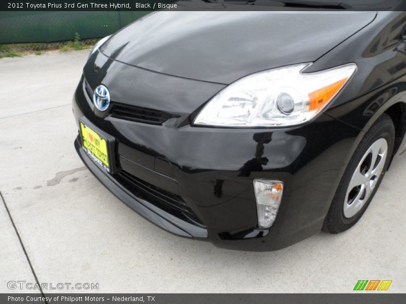 Black / Bisque 2012 Toyota Prius 3rd Gen Three Hybrid