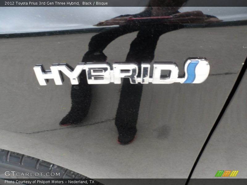 Black / Bisque 2012 Toyota Prius 3rd Gen Three Hybrid