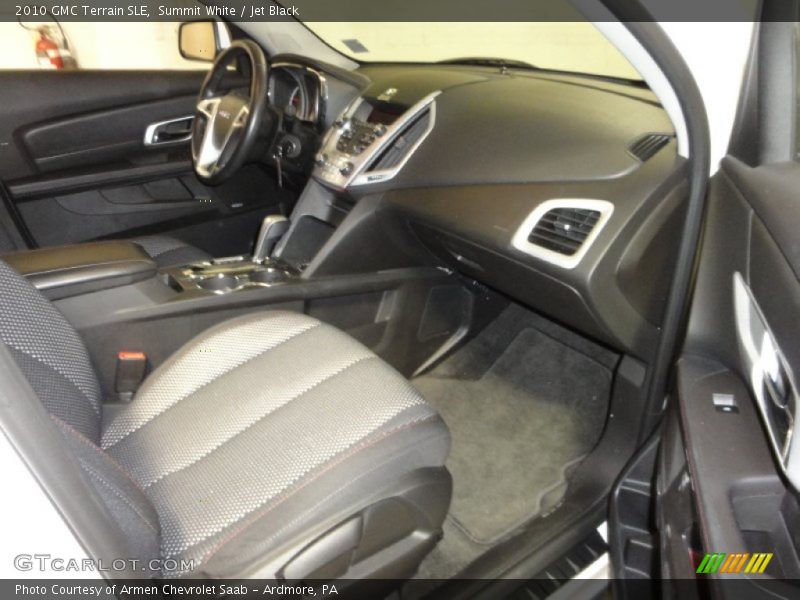 Summit White / Jet Black 2010 GMC Terrain SLE