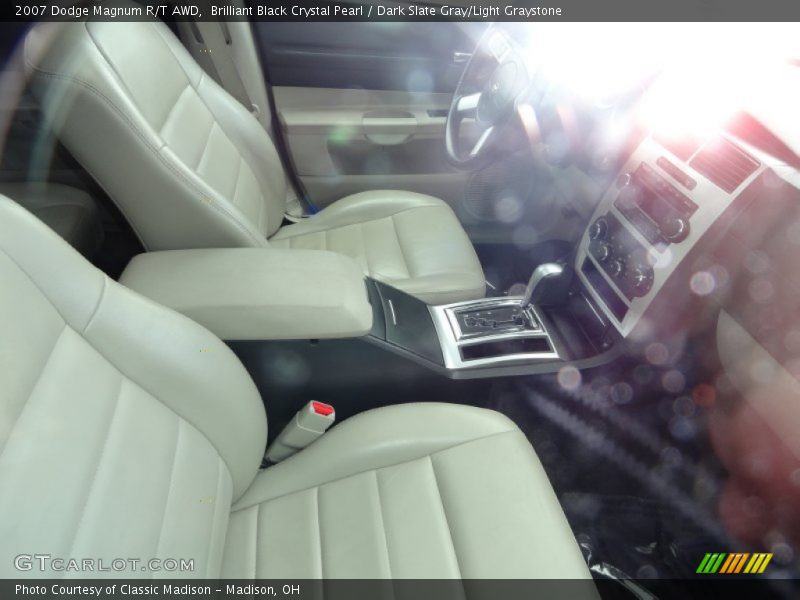 Brilliant Black Crystal Pearl / Dark Slate Gray/Light Graystone 2007 Dodge Magnum R/T AWD