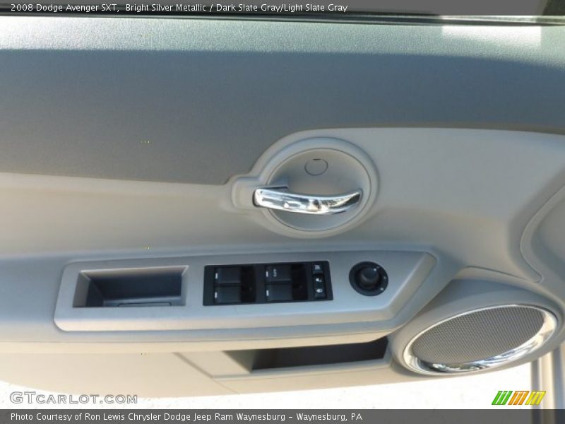 Bright Silver Metallic / Dark Slate Gray/Light Slate Gray 2008 Dodge Avenger SXT