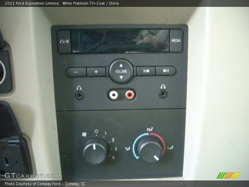 White Platinum Tri-Coat / Stone 2011 Ford Expedition Limited