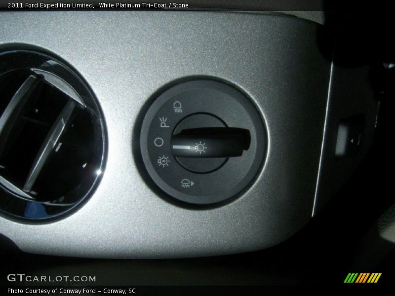 White Platinum Tri-Coat / Stone 2011 Ford Expedition Limited