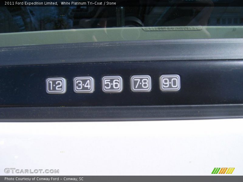 White Platinum Tri-Coat / Stone 2011 Ford Expedition Limited