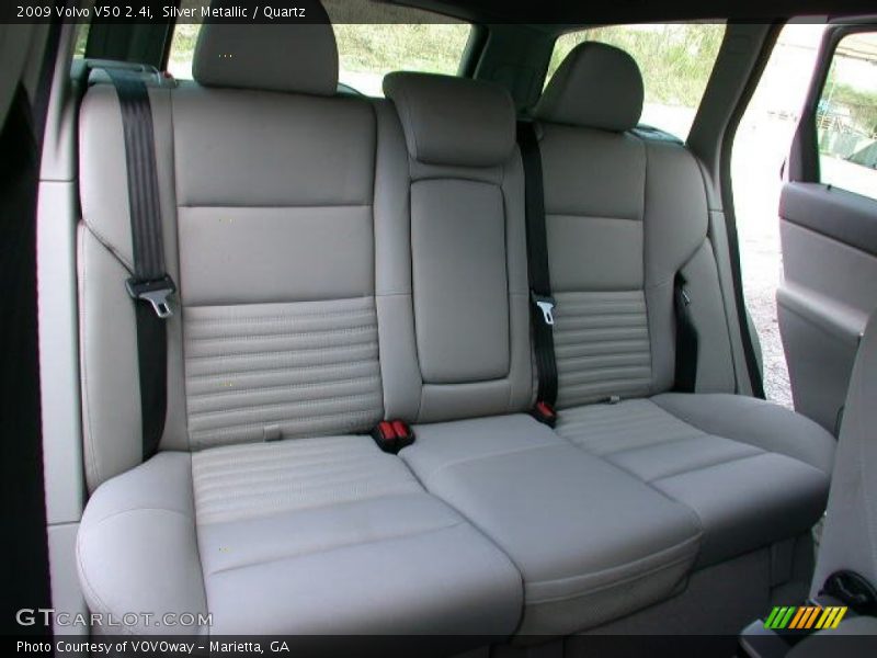  2009 V50 2.4i Quartz Interior